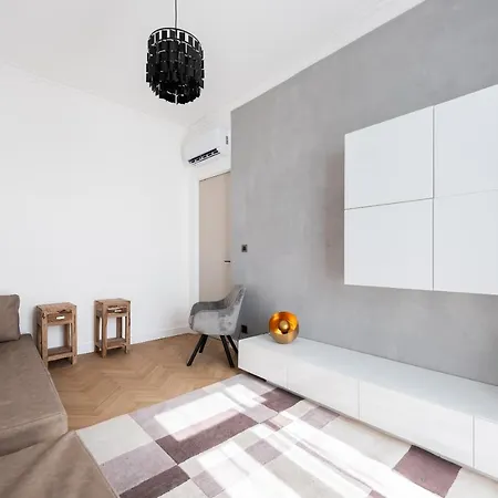 Luxury Apartment With A Balcony And A Terrace Prague Exterior photo