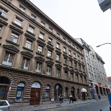 Luxury Apartment With A Balcony And A Terrace Prague Exterior photo
