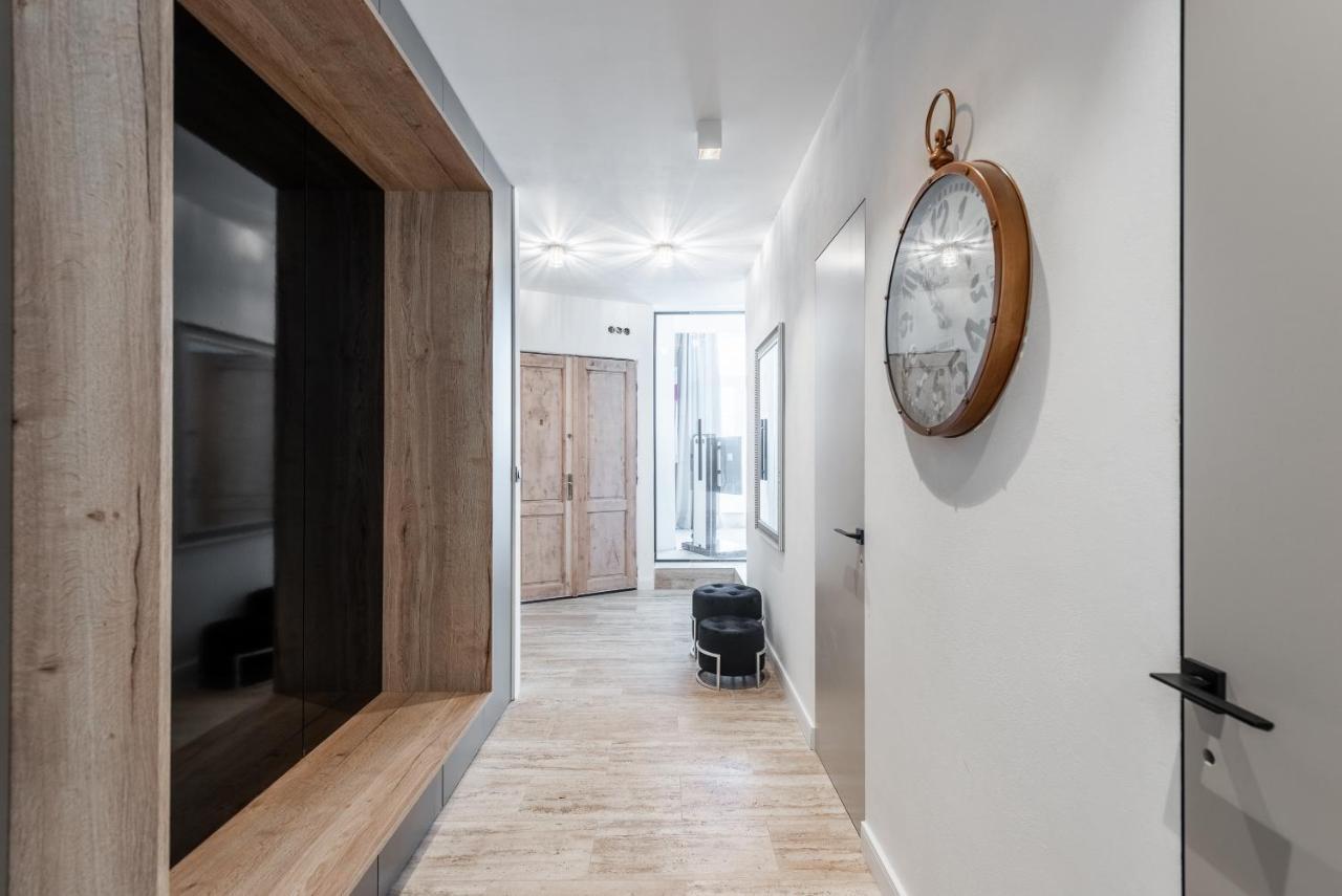 Appartement Luxury With A Balcony And A Terrace *